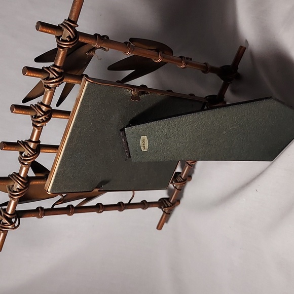 Bamboo Design Wire Picture Frame - Picture 3 of 8